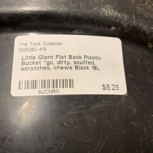 Flat Back Plastic Bucket *gc, dirty, scuffed, scratches, chews