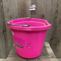 Flat Back Plastic Bucket *vgc, mnr dirt, scuffs, crack
