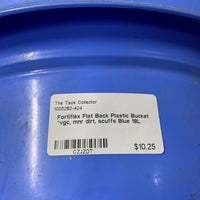 Flat Back Plastic Bucket *vgc, mnr dirt, scuffs
