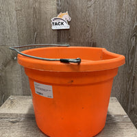 Flat Back Plastic Bucket *vgc, mnr dirt, scuffs, tape
