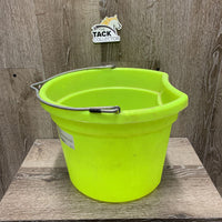 Flat Back Plastic Bucket *vgc, mnr dirt, scuffs, tape, stains, scratches
