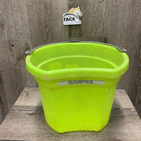 Flat Back Plastic Bucket *vgc, mnr dirt, scuffs, tape, stains, scratches
