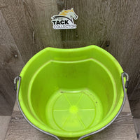 Flat Back Plastic Bucket *vgc, mnr dirt, scuffs, tape, stains, scratches
