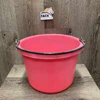 Round Plastic Bucket *gc, dirt, scuffs, scratches, marker
