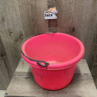 Round Plastic Bucket *gc, dirty, scuffs, scratches, marker
