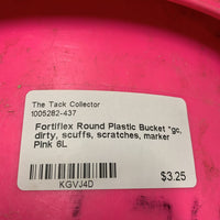 Round Plastic Bucket *gc, dirty, scuffs, scratches, marker
