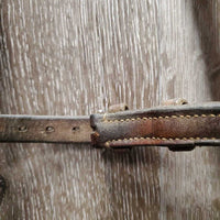 Flat Drop Noseband *gc/fair, clean, v.dry, v.stiff, stains, loose keepers, twist, bends, older
