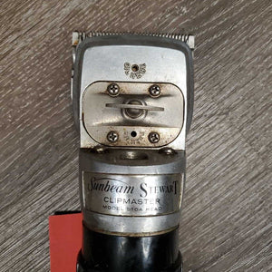Single Speed Hvy Body Clippers, Blades *gc, older, clean, missing ground, broken teeth, WORK, SOUND GREAT