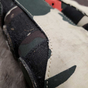 Closed Hind Boots, velcro, fleece *vgc, dirty, hairy, mnr frayed edges
