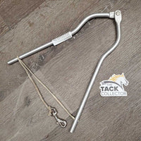 Humane Aluminum Twitch, string, snap *gc, clean, scratches, scrapes, dirty/stained string
