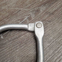 Humane Aluminum Twitch, string, snap *gc, clean, scratches, scrapes, dirty/stained string
