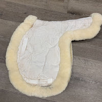 Fitted Sheepskin Hunter Saddle Pad, tabs, rolled edge *gc, stained, pills, mnr hair, rubs
