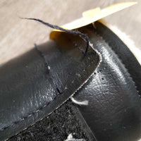 Closed Boots, Fleece, velcro *fair, clean, older, clumpy, stains, frayed edges, hairy velcro, unstitched, pilly, rips

