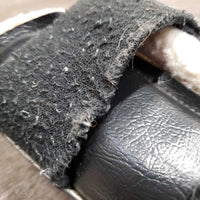 Closed Boots, Fleece, velcro *fair, clean, older, clumpy, stains, frayed edges, hairy velcro, unstitched, pilly, rips
