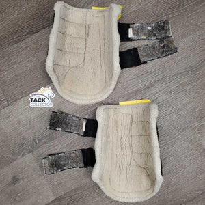 Closed Boots, Fleece, velcro *fair, clean, older, clumpy, stains, frayed edges, hairy velcro, unstitched, pilly, rips