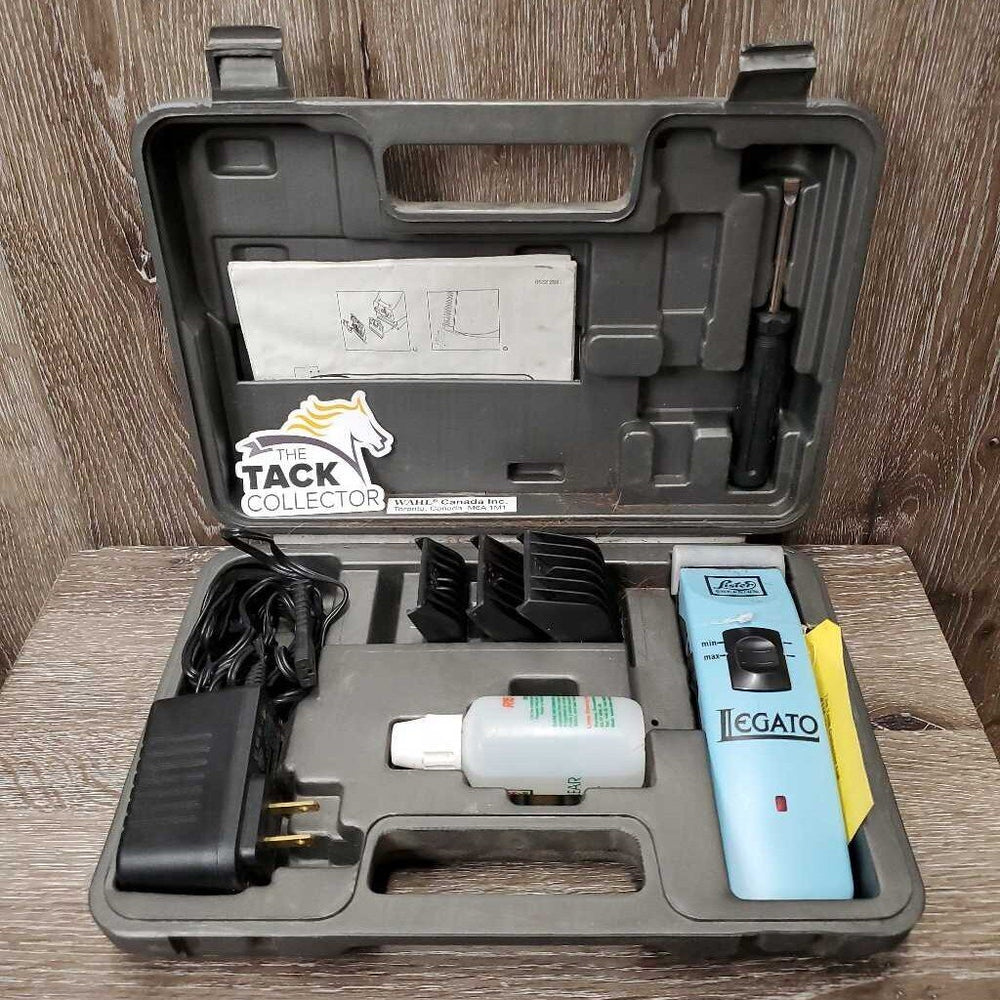 Cordless Clippers, Box, Blades, Cord, Oil, 3 Guards, screwdriver *gc, dirty, hairy *WORK, CHARGES, SOUND Great, Missing 1 Guard