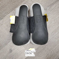 Closed Front & Hind Boots, velcro *fair, clean, faded, v.pilly, holey lining, loose thread, snags, hairy velcro
