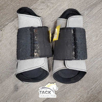 Closed Front & Hind Boots, velcro *fair, clean, faded, v.pilly, holey lining, loose thread, snags, hairy velcro