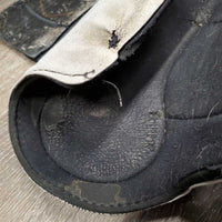 Closed Front & Hind Boots, velcro *fair, clean, faded, v.pilly, holey lining, loose thread, snags, hairy velcro