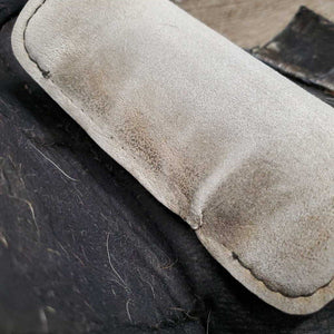 Closed Front & Hind Boots, velcro *fair, clean, faded, v.pilly, holey lining, loose thread, snags, hairy velcro