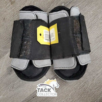 Closed Front & Hind Boots, velcro *fair, clean, faded, v.pilly, holey lining, loose thread, snags, hairy velcro
