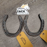 2 Horseshoes *like new, clean, rust
