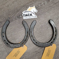 2 Horseshoes *like new, clean, rust, pitted
