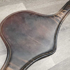 Large Padded Belly Girth, x1 els, D Ring *gc, older, clean, v.scraped, deep/hard creases & folds