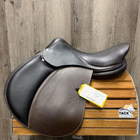 17" M *4.5" Voltaire Stuttgart Close Contact Saddle, 2 Billet Guards, Voltaire Brown/Blue Cover, PRO Foam Panels, Med Front & Back Blocks, Flaps: 13.5"L x 13.5"W Serial #: 1117 24 17 2A M/M PRO B15
