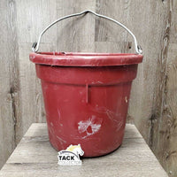 Flat Back Plastic Bucket *gc/fair, dirty, BROKEN, scrapes
