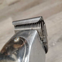 VINTAGE Trimming Clippers, adjustable blades, cover, box *vgc, clean, loose switch, WORK, SOUND LOUD/OK
