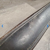 Narrow Leather Girth, 1x els *gc/fair, rusty, rubs, dirt, stiff, dry, torn els edges, hairy seams