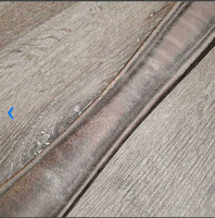Narrow Leather Girth, 1x els *gc/fair, rusty, rubs, dirt, stiff, dry, torn els edges, hairy seams
