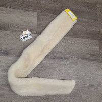 Sheepskin Fleece Girth Cover *vgc, clean, mnr stiff, hairy, clumps & stains
