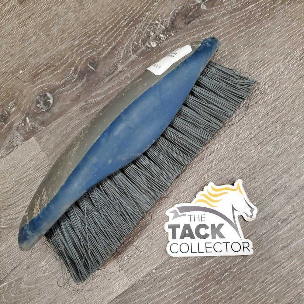 Body Brush *fair, v.chewed, v.gouged, dirty, hairy, bent bristles