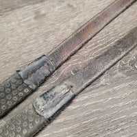 Soft Rubber Reins, thick leather finger stoppers *fair, v.dry, v.stiff, cracking, rubber: holey, thin, torn
