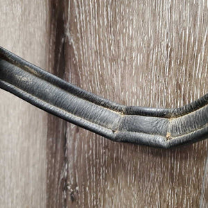Padded Bridle *gc/fair, dirty, rubs, NO Flash, cut end, xhole, scraped edges, x.tight keepers