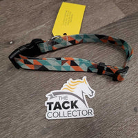 ajdustable Nylon Dog Collar *gc, mnr dirt, stains, edge rubs
