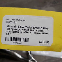 Slow Twist Small D Ring Bit *gc/vgc, clean, mnr stains, scratches, scuffs & residue