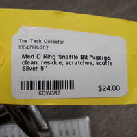 Med D Ring Snaffle Bit *vgc/gc, clean, residue, scratches, scuffs
