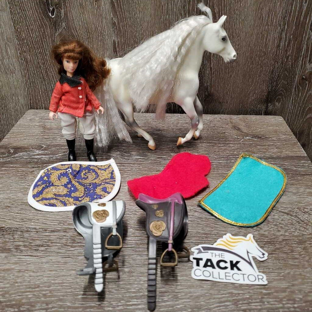 Grand Champion & Breyer Horse Set: English Rider, 2 saddles, 3 Saddle Pads *vgc, clean, mnr scratches