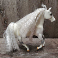 Grand Champion & Breyer Horse Set: English Rider, 2 saddles, 3 Saddle Pads *vgc, clean, mnr scratches
