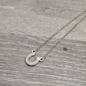 Horse Shoe Necklace *fair, discolored