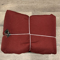 Heavy Winter Blanket 2 legs *gc, mnr wpf, dirt, hair, smell, repair
