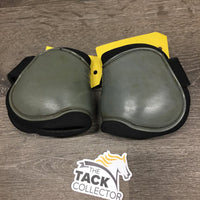 Hind Boots, velcro *gc, v.hairy, mnr dirt, older, scrapes, rubs
