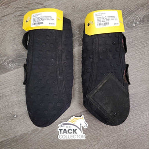 Pr Closed Boots, velcro *fair, pilly, mnr hair, dirt, velcro: loose & hairy, faded, rubs, snags