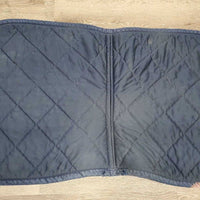 Quilt Dressage Pad, emblem, 2x piping *gc/fair, clean, faded, bleach stain, mnr hair, pilly, edge tear
