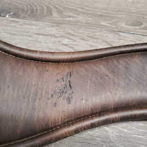 Anatomical Leather Girth, 3x D Rings, 2x Elastics *vgc/gc, clean & dirt residue, creases, popped seam stitches, dry/crackingmnr cracks, dirt
