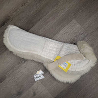 Rear Riser Quilt Sheepskin Half Pad, tabs *gc, clean, mnr hair, thin spots, clumpy, pills, rubs, stains, puckers