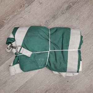 Lt Winter Neck, snaps *vgc, older, mnr wpf, clean, mnr stains, dust